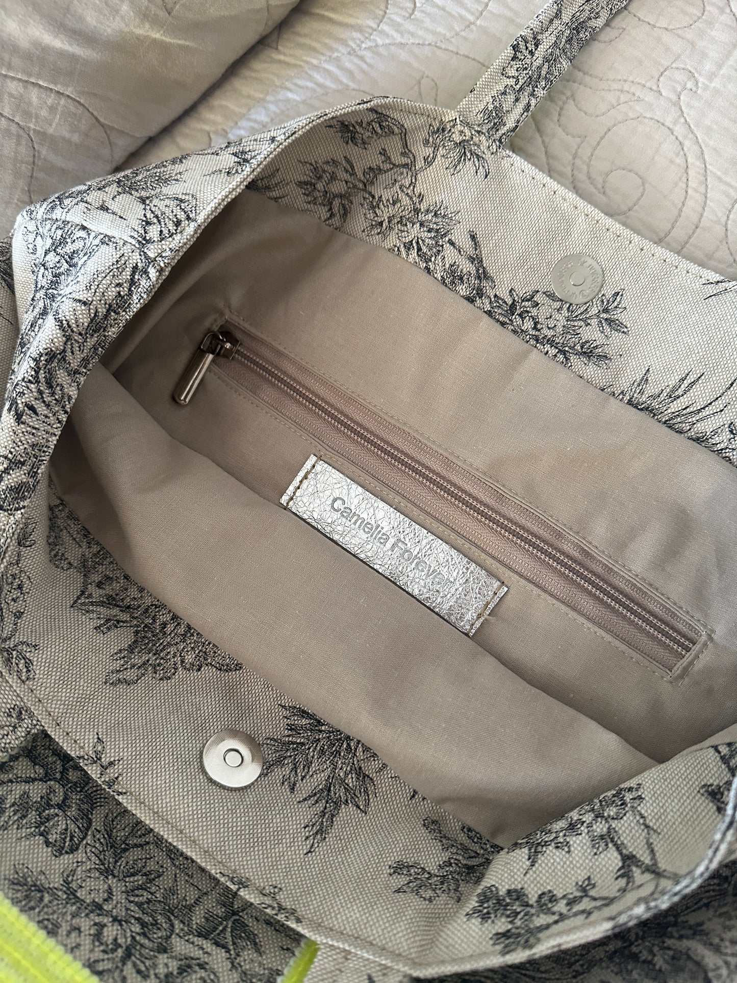 Sac Cabas Toile de Jouy fait main – Sequins Fluo, fourre tout été, sac de plage