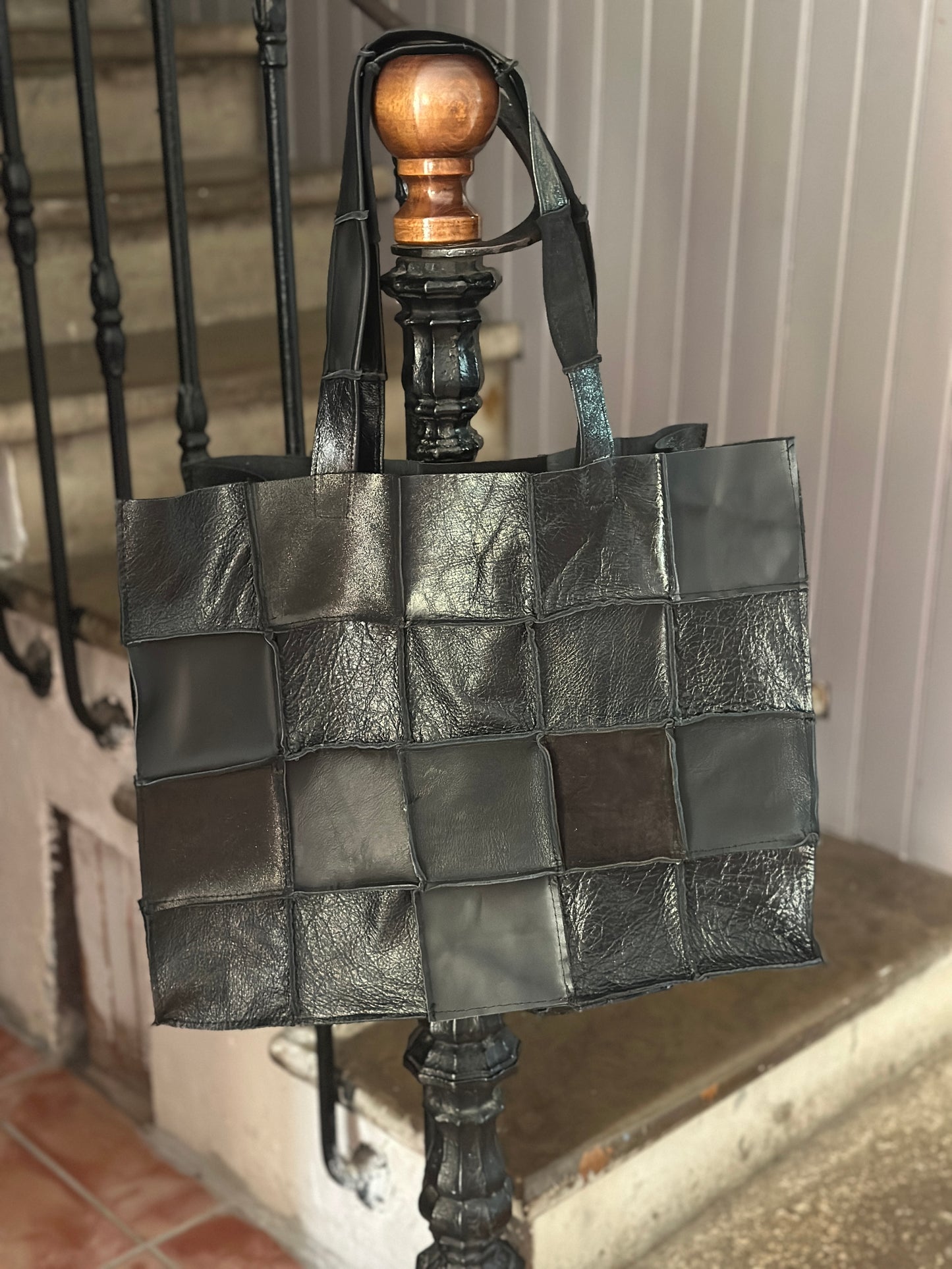 Grand Sac Porté Épaule en Cuir Italien Noir – Patchwork Unique