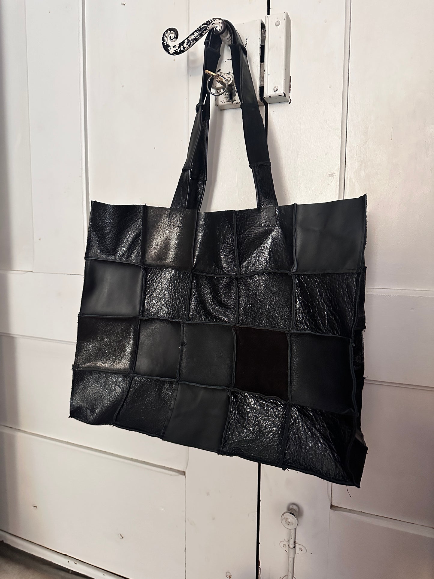Grand Sac Porté Épaule en Cuir Italien Noir – Patchwork Unique
