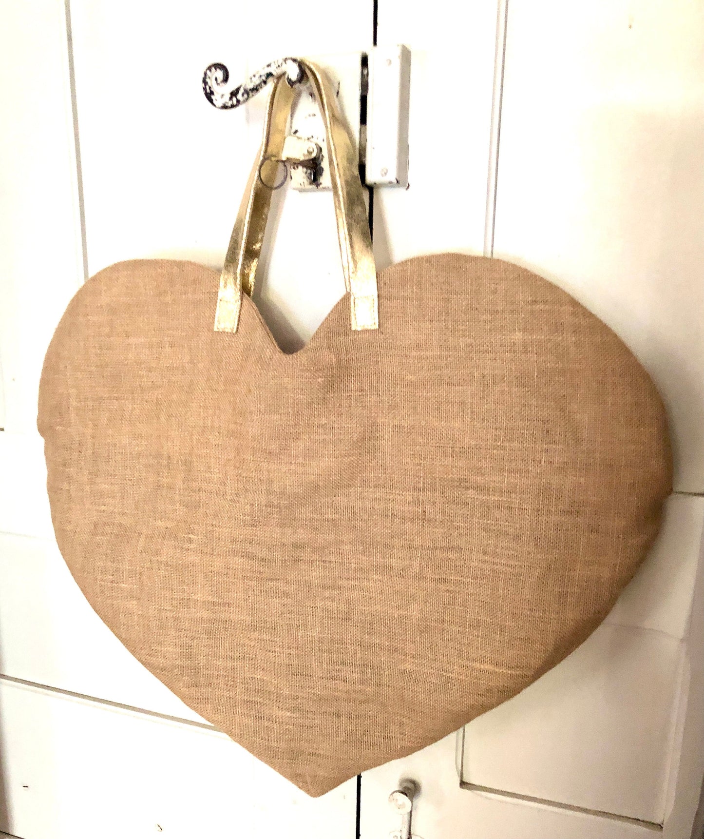 Enorme fourre tout coeur en toile de jute, sac de plage oversize en jute et cuir, sac boho XXL, cabas hyper grand porté épaule