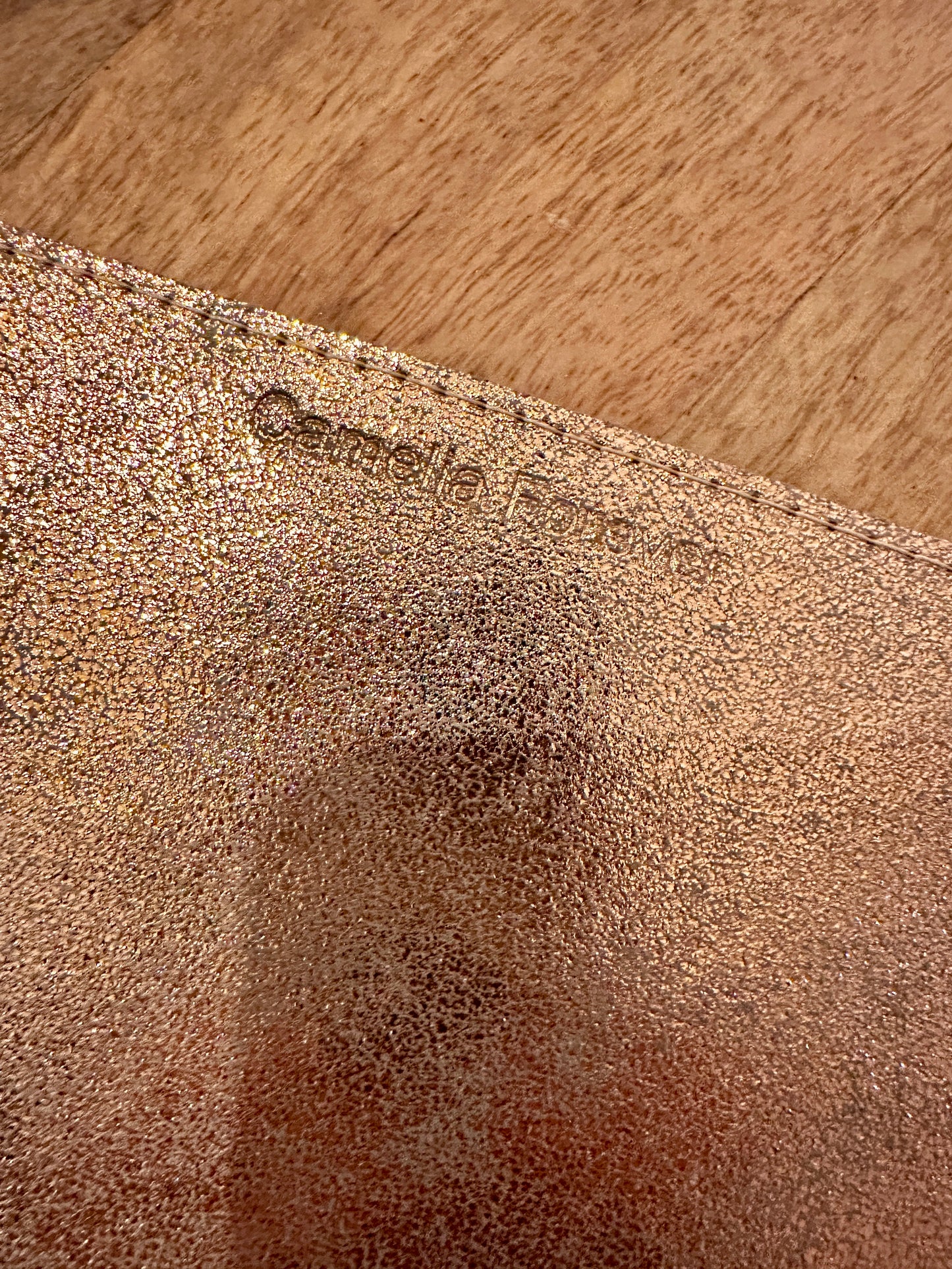 Tapis de souris luxe réversible – Cuir pleine fleur italien, côté doré scintillant et côté or rose