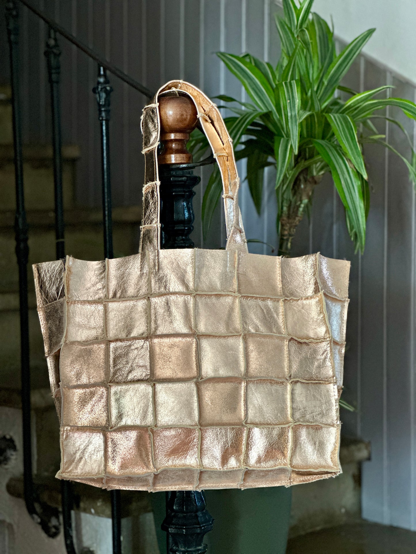 Sac Cabas Unique en Cuir Italien rose doré– Fait Main, Modèle Exclusif