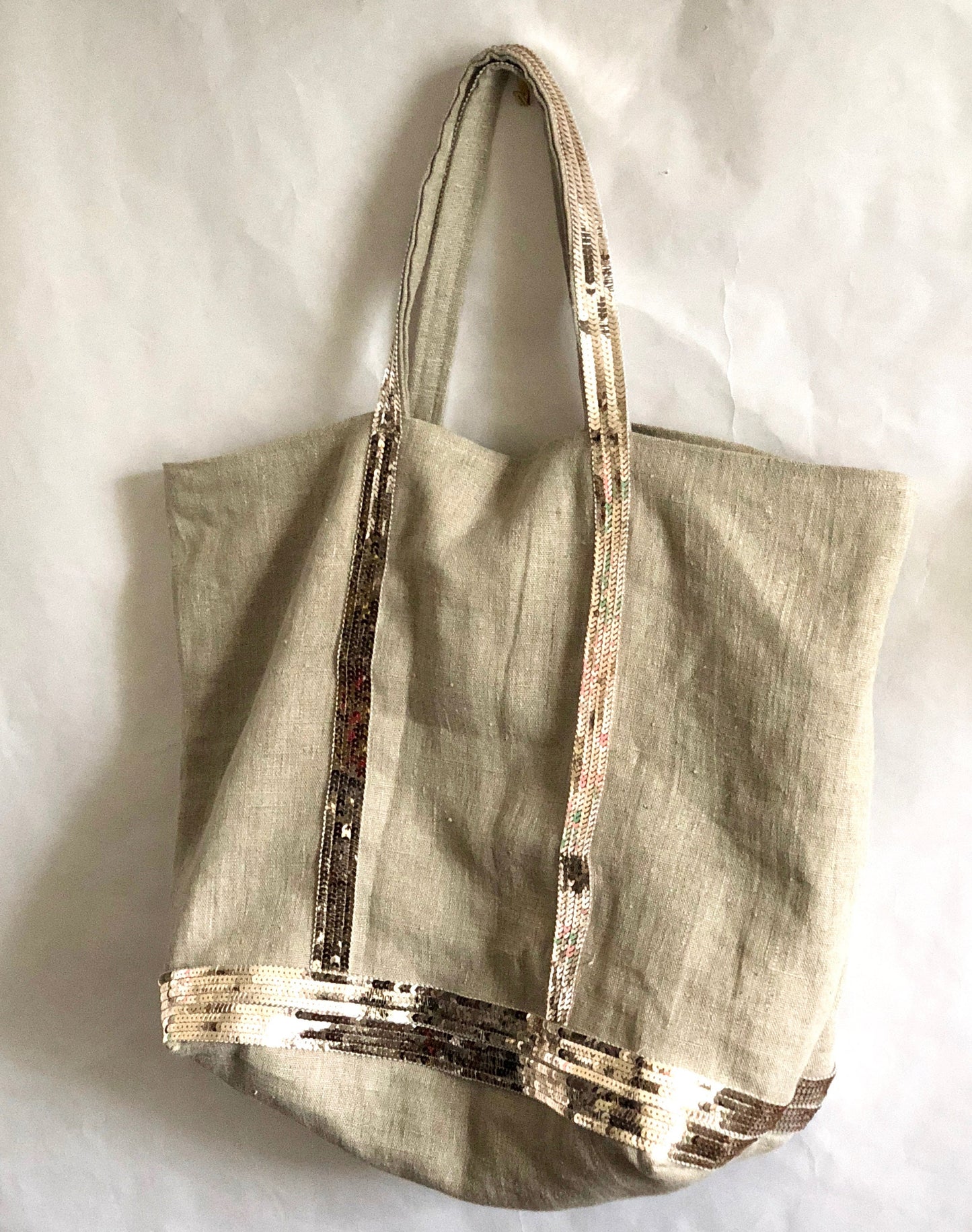 Soft linen tote bag with natural sequins and gold sequins