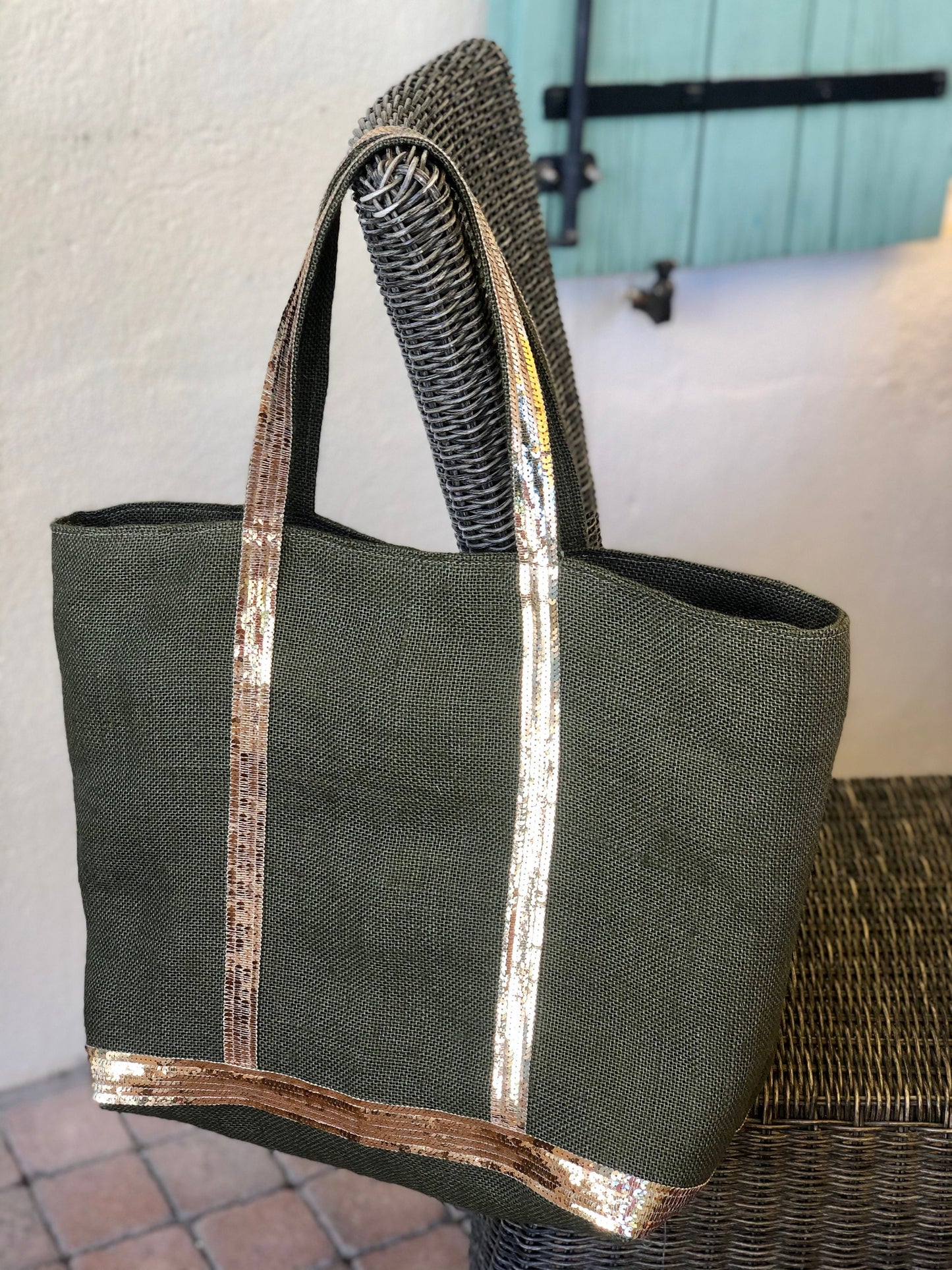 Sac cabas toile de jute kaki paillettes cognac.