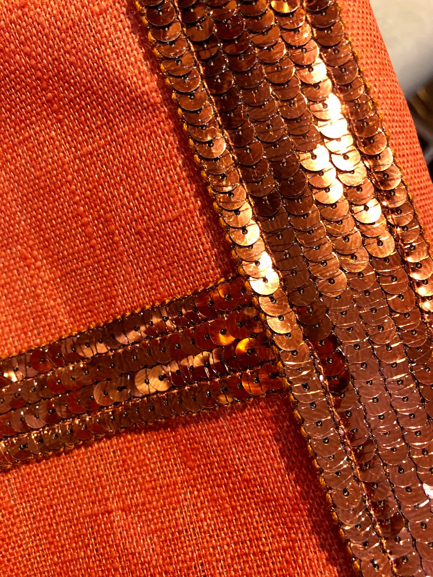 Tote bag in terracotta coated linen with real cognac glitter