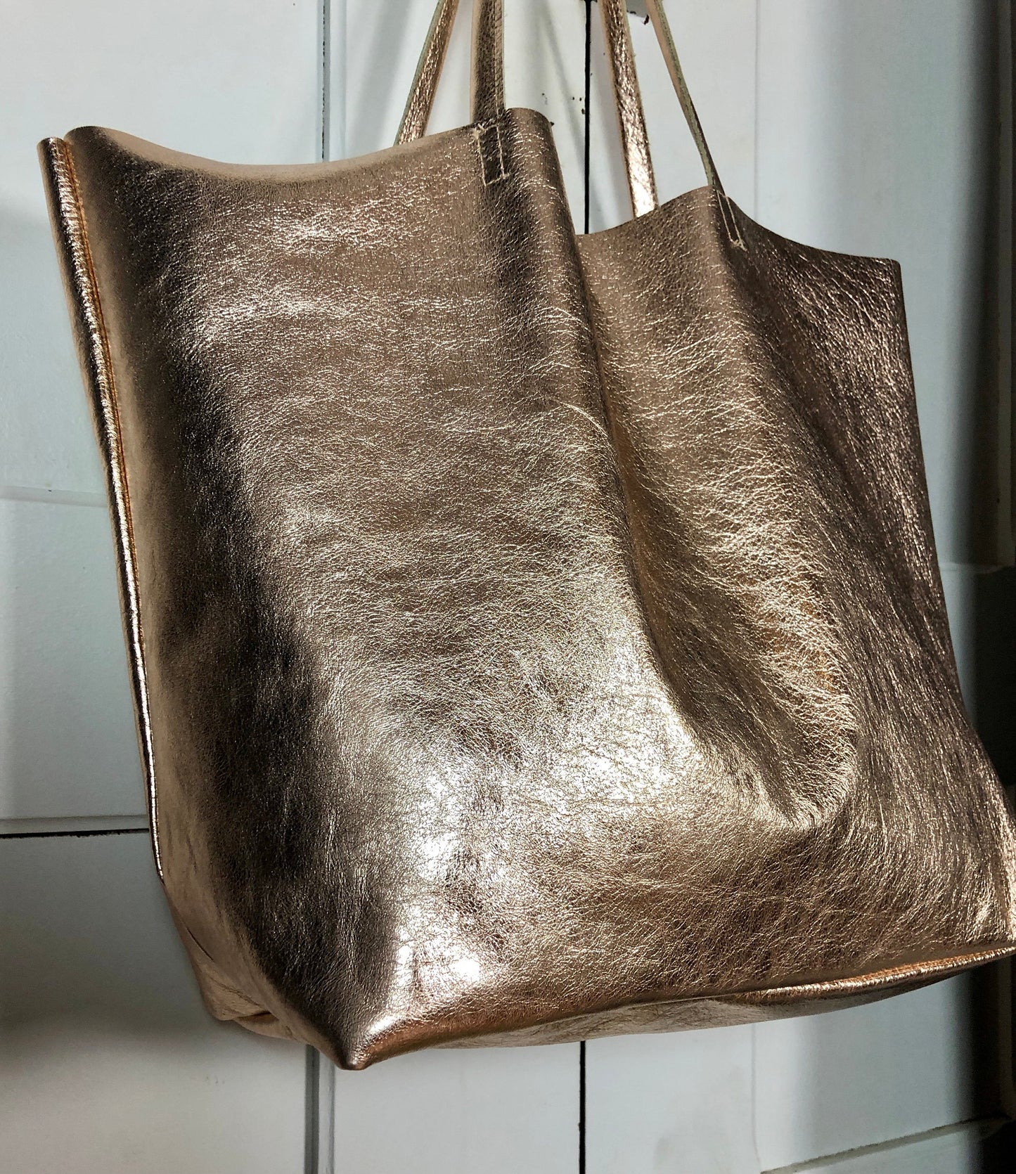 Large rose gold leather tote bag, metallic leather tote, rose gold leather handbag, trendy leather bag, gold leather laptop bag
