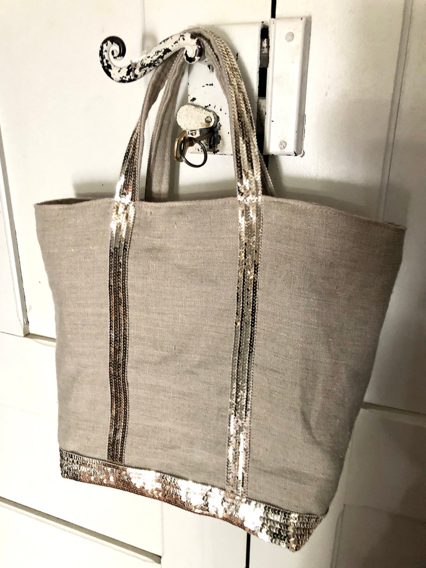 Washed linen tote bag with gold sequins