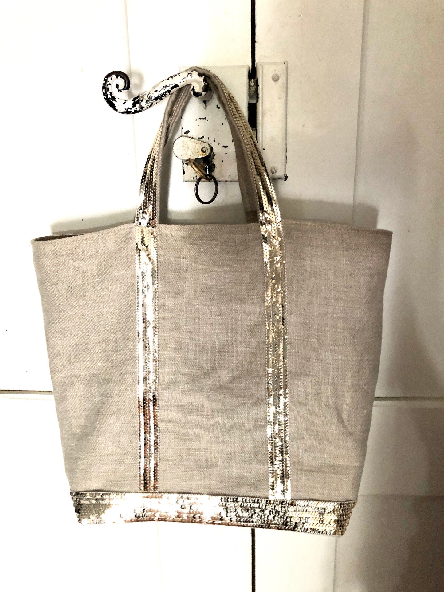 Soft linen tote bag with natural sequins and gold sequins