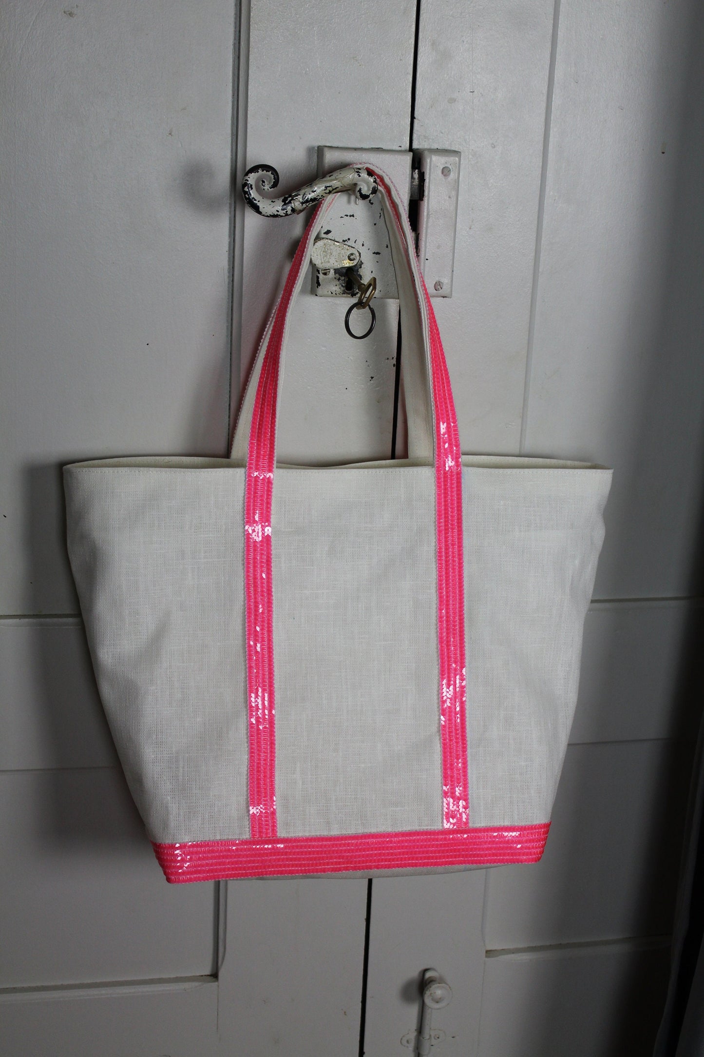 White coated linen bag with neon pink sequins, waterproof linen beach bag with sequins, shoulder handbag for summer