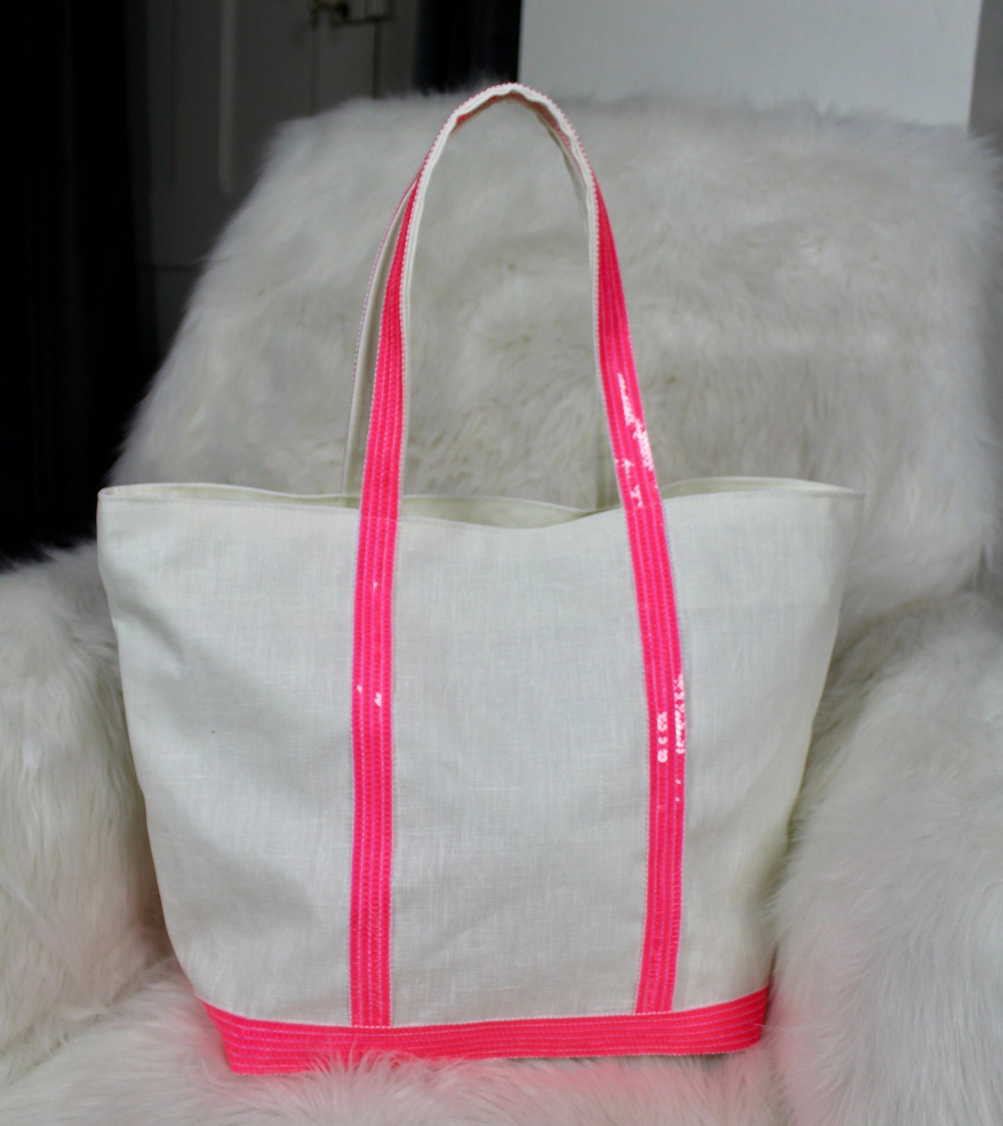 White coated linen bag with neon pink sequins, waterproof linen beach bag with sequins, shoulder handbag for summer