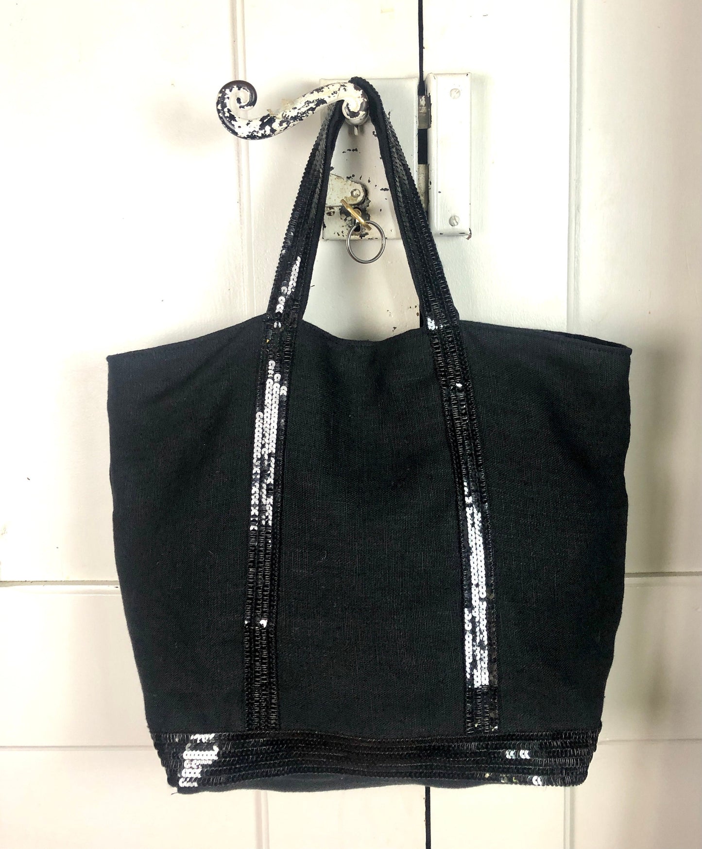 Sac cabas en lin noir sequins noirs