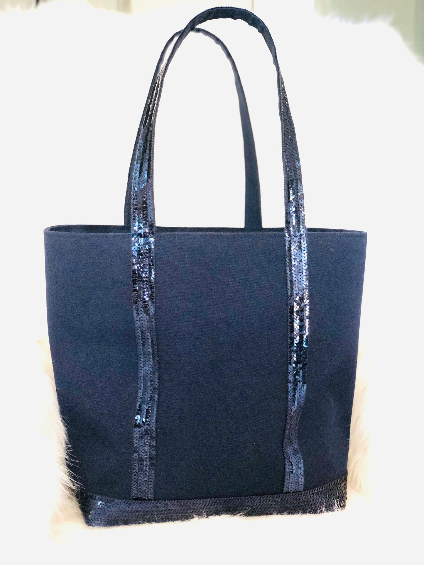 Navy blue tote bag with sequins worn on the shoulder, navy tote bag with zippered pocket, large bag for navy blue classes